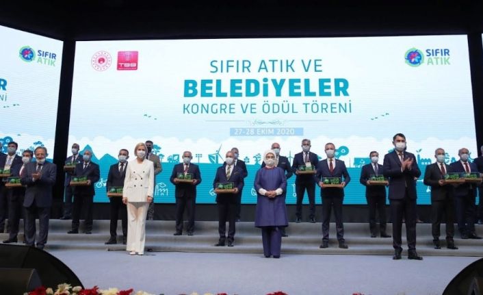 Başkan Büyükgöz’ün çevre projesi ile Emine Erdoğan’dan ödül aldı