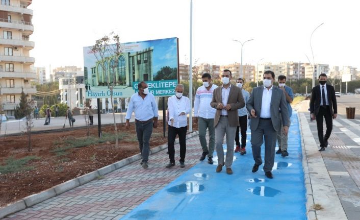 Başkan Canpolat sokak sokak geziyor