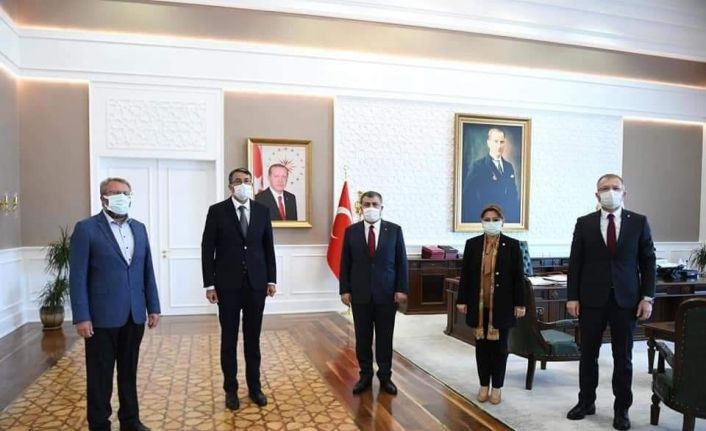 Başkan Ceyhun: "Kütahya ve ilçeleri için 17’si uzman toplam 27 doktor kadrosu açıldı"