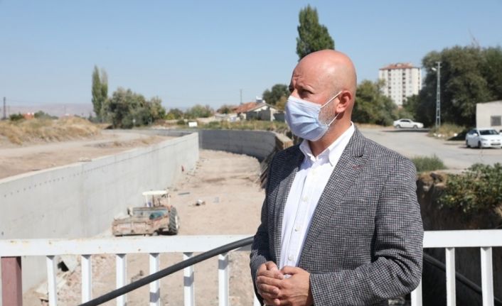 Başkan Çolakbayrakdar:  “Kanal ıslahıyla şehrimize yakışır bir kent parçası inşa ediyoruz”