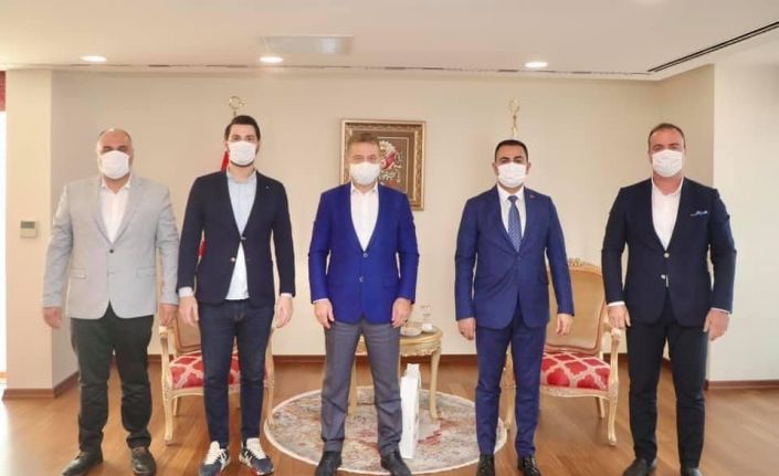 Başkan Erdoğan’dan belediye başkanlarına ziyaret