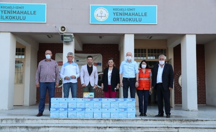 Başkan Hürriyet “Sıfır Atık” projesi için okulları ziyaret etti