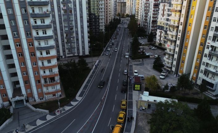 Başkan Yalçın, Cemil Baba Caddesi’ni inceledi