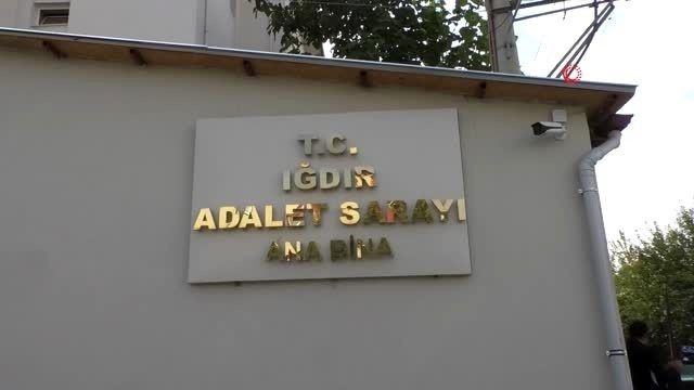 Belediyede bulunan kayıt dışı 300 bin lira ile ilgili 13 kişi beraat etti, dava ertelendi