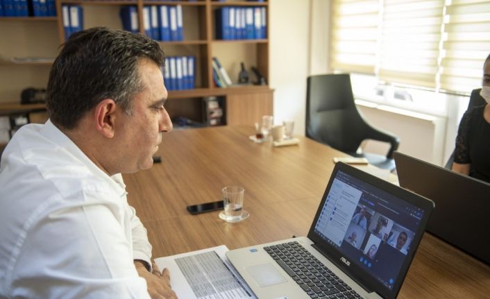 Belediyelerin sosyal hizmetler daire başkanları online olarak bir araya geldi