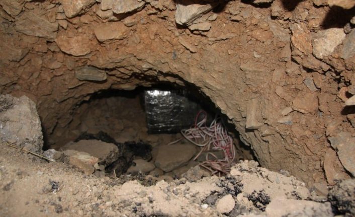 Bitlis’te 300 kilo EYP ele geçirildi