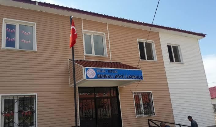 Bitlis’te köy ilkokulu ve ortaokulu karantinaya alındı