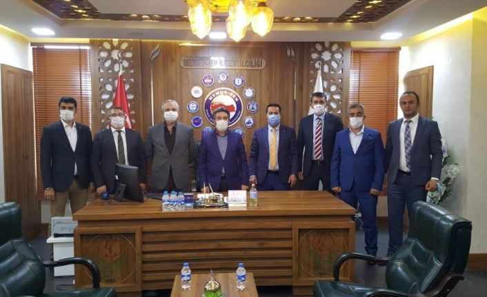 Büro-Memur-Sen yönetim adayları Memur-Sen Erzurum İl Başkanı Mustafa Karataş’ı ziyaret etti