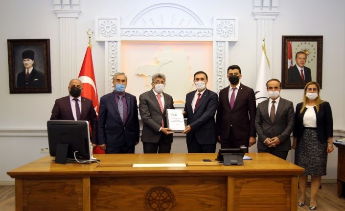 Canlı hayvan pazarı Van Ticaret Borsasına devredildi