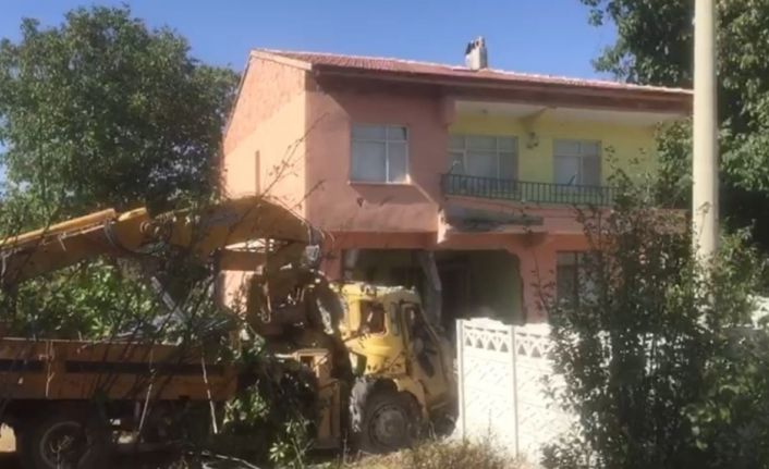 Çorum’daki kazanın boyutu gün ağarınca ortaya çıktı