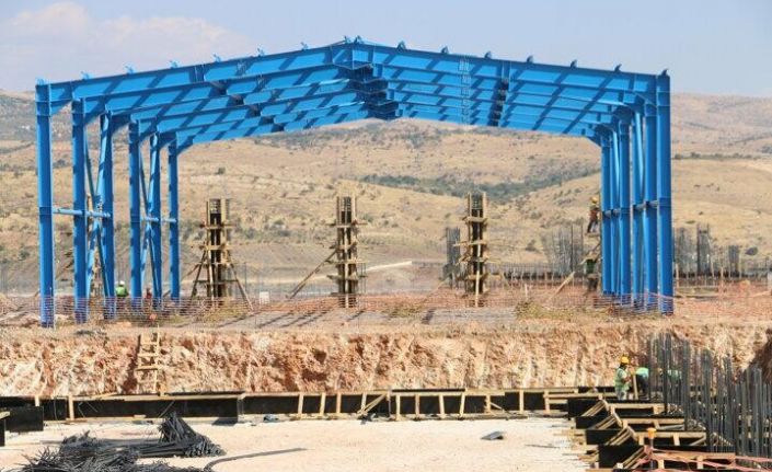 Devlet desteği ile yapımına başlanan fabrikada 3 bin kişi istihdam edilecek