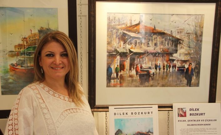 Dilek öğretmenin sergisi büyük ilgi gördü
