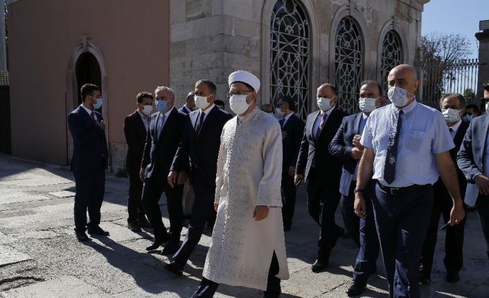 Diyanet İşleri Başkanı Erbaş, "Camiler ve Din Görevlileri Haftası"nın açılış programına katıldı