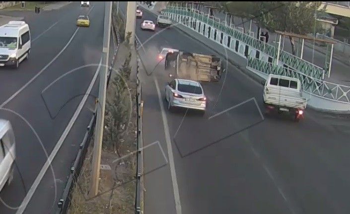 Elazığ ve Bingöl’de trafik kazaları kameraya yansıdı