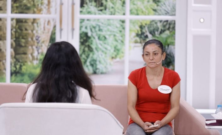 Esra Erol’da programında duyuruldu: “Genç kızı mağdur ettiği iddia edilen 7 kişi gözaltına alındı”