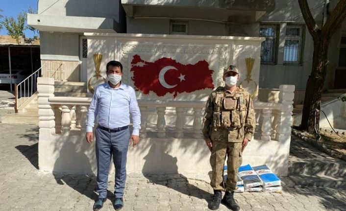 Gercüş Kaymakamı Şekerci, jandarma karakolunda incelemelerde bulundu