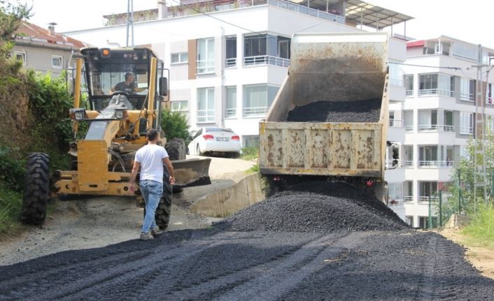 Giresun Belediyesi’in hedefi yıl sonuna kadar 25 bin ton asfalt sermek