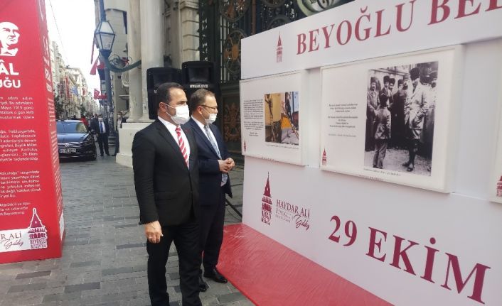 İstiklal Caddesi’nde 29 Ekim Cumhuriyet Bayramı’na özel sergi