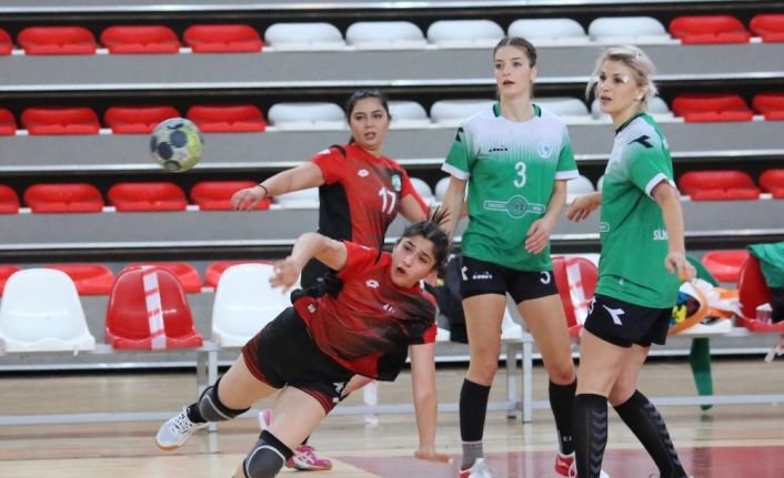 Kadınlar Hentbol Süper Ligi: Sivas Belediyespor: 35 - Görele Belediyespor: 45