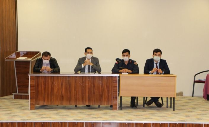 Kaymakam Soyu’dan muhtarlar ile Korana virüs toplantısı