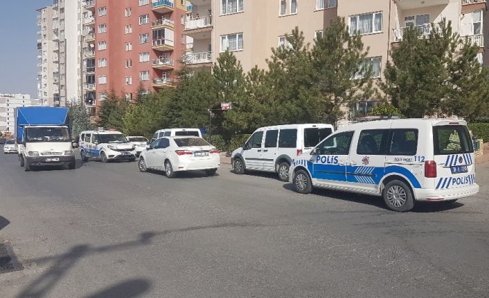 Kayseri’de intihar girişimi; kafasına silahla ateş etti