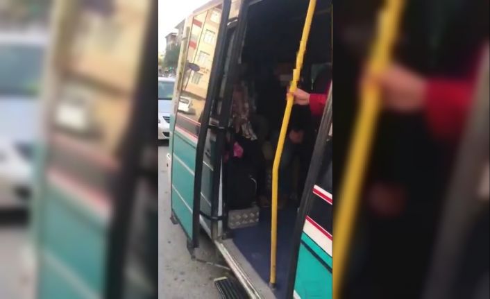 Konya’da Covid-19 denetimlerinde minibüste 17 fazla yolcu çıktı