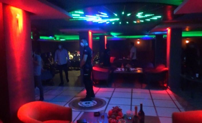 Korona virüsü hiçe saydılar, 79 bin 500 lira ceza yediler