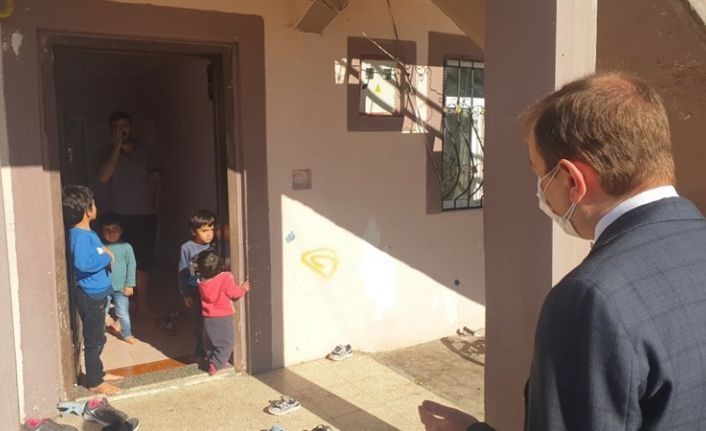 Koronavirüs denetimleri kapsamında, temaslı ve izolasyonda olanlar ile kuaför salonları denetlendi