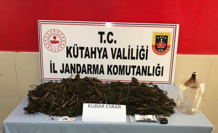 Kütahya’da 11 kilo kubar esrar ele geçirildi