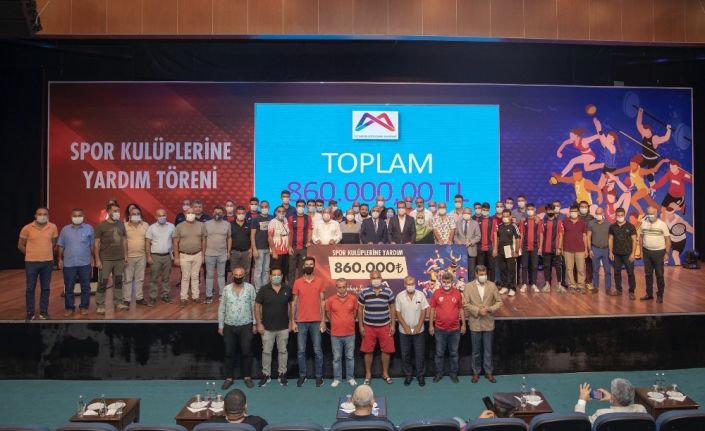 Mersin Büyükşehir Belediyesi 160 amatör spor kulübüne 860 bin TL nakdi yardım yaptı