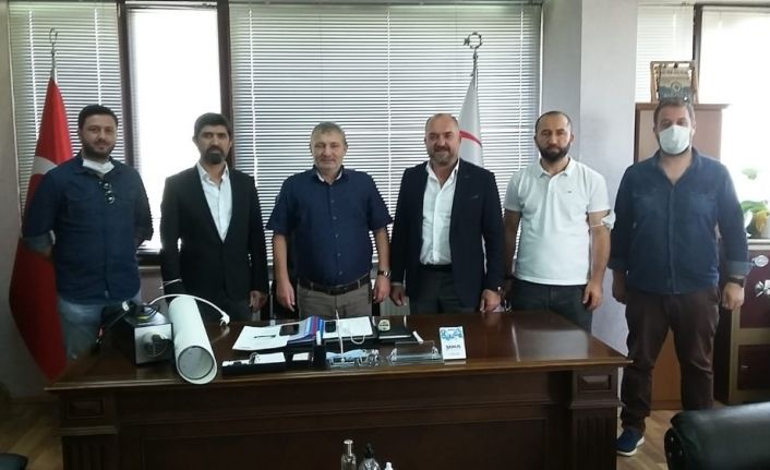 MÜSİAD üyeleri iş yerlerinde ziyaret ediyorlar