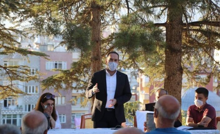 Niğde’de Belediye Başkanı Özdemir, kale ve çevresi kentsel dönüşümünde vatandaşlar buluştu