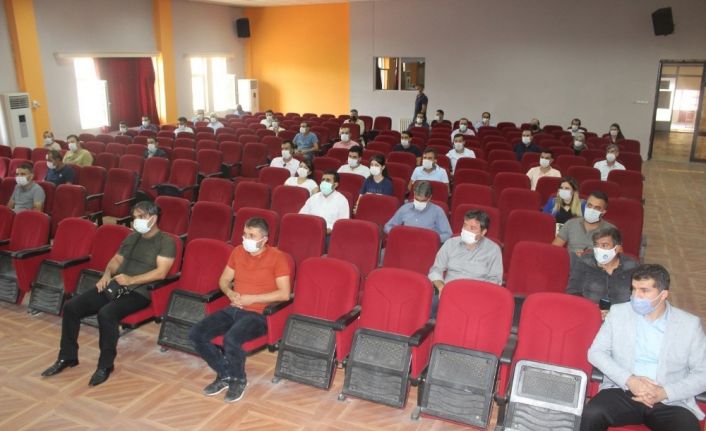 Okul müdürleri değerlendirme toplantısı düzenlendi