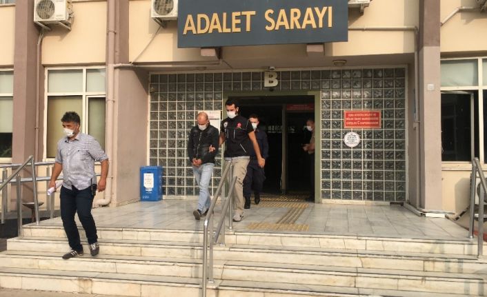 Oto tamirhanesine yapılan baskında yarım kiloya yakın esrar ele geçirildi