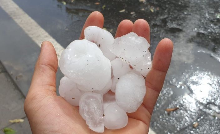 (ÖZEL HABER) Dolu mağduru araç sahiplerine uyarı: “5 iş günü içerisinde sigorta şirketinize başvurun”