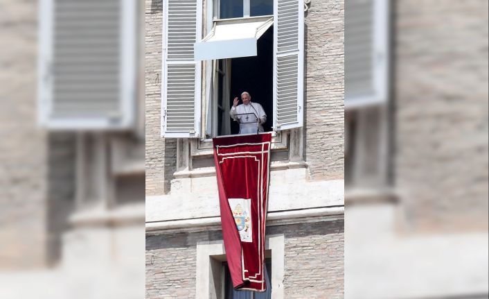 Papa ile aynı konutta kalan bir kişide Covid-19 tespit edildi