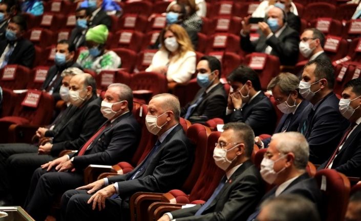 Rektör Coşkun, Cumhurbaşkanlığı Külliyesi’nde gerçekleştirilen Yeni Akademik Yıl Açılış törenine katıldı