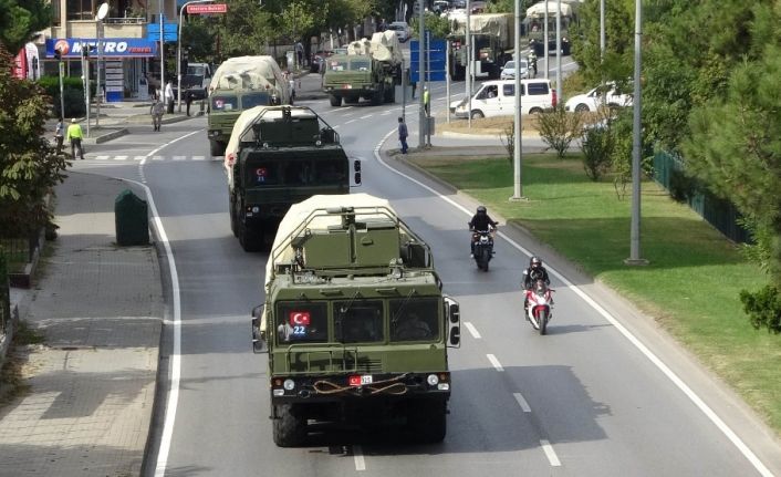 S-400’ler test atışlarını başarı ile tamamlayıp Ankara’ya gitmek için yola çıktı