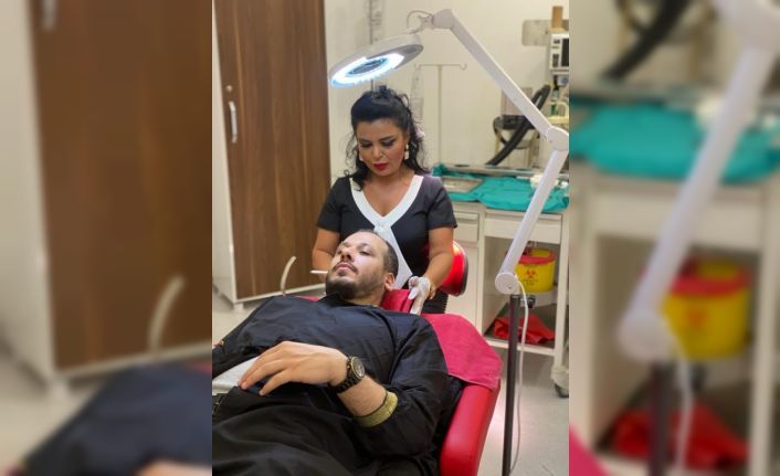 Saç Ekim Uzmanı Aslı Tarcan: “En iyi saç ekim yöntemlerinden biri DHI tekniği’’
