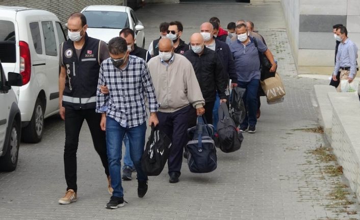 Samsun merkezli FETÖ operasyonunda 8 eski polis adliye sevk edildi