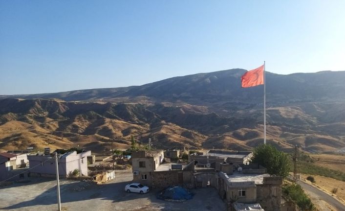 Siirt’te teröristlerin katlettiği 11 kişinin acısı 26 yıldır dinmiyor