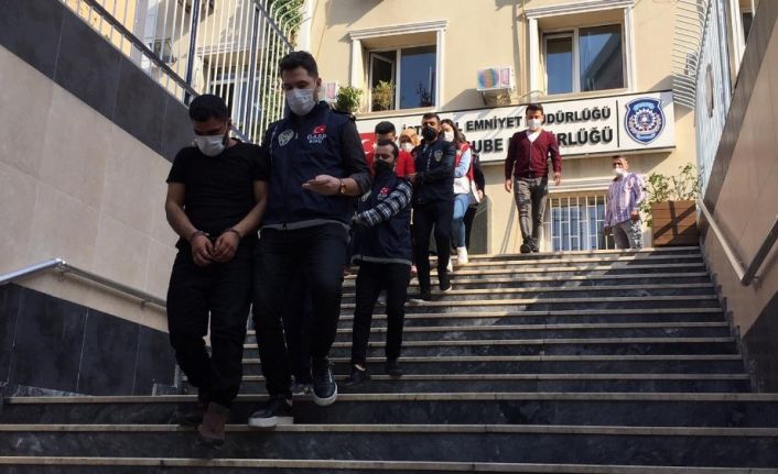 Suriyeli ailenin evine giren hırsızlar 500 bin liralık ziynet eşyası çaldı