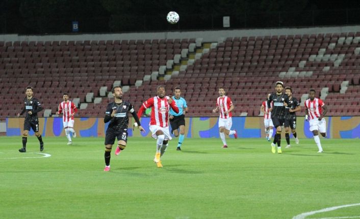 TFF 1. Lig: Balıkesirspor: 0 - Boluspor: 0 (İlk yarı sonucu)