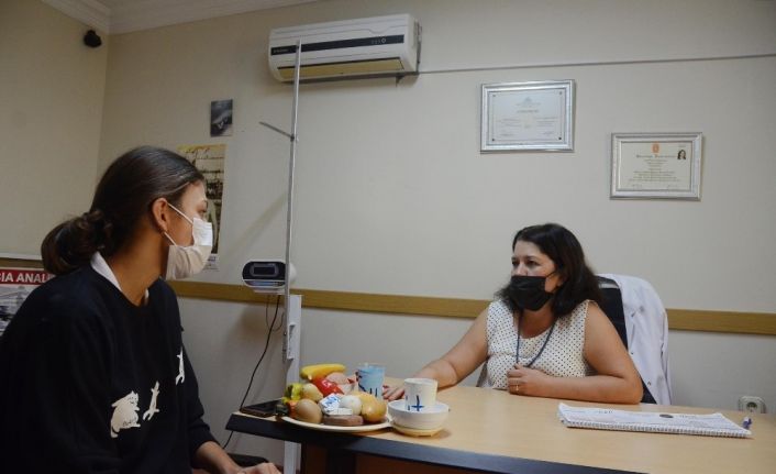 Triatlon şampiyonunun beslenme programını Kuşadası Belediyesi hazırlıyor