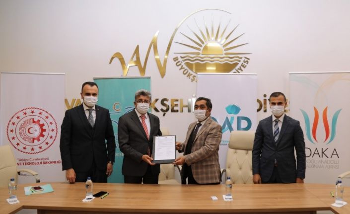 Tuşba’ya 4 milyon TL’lik meyvecilik projesi