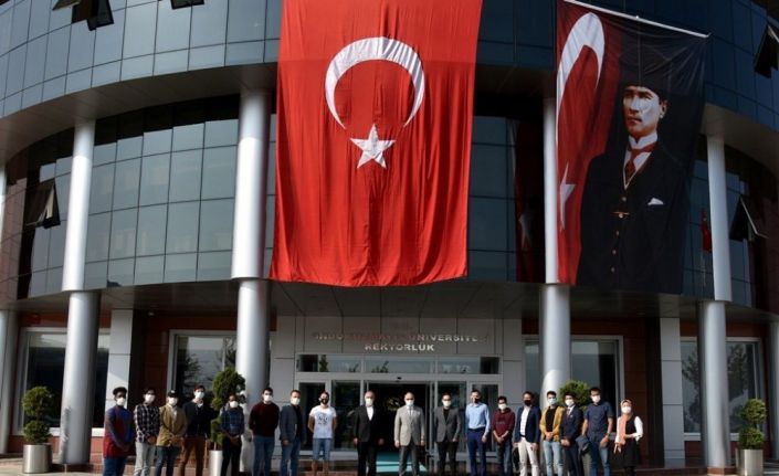 Uluslararası öğrenciler Rektör Ünal’ın Cumhuriyet Bayramı’nı kutladı