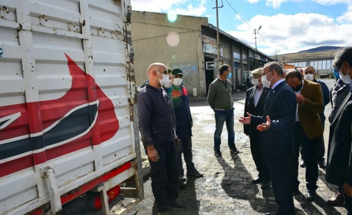 Vali Hüseyin Öner, Küçük Sanayi Sitesinde, ‘Sağlık İçin Hepimiz İçin’ sloganıyla Koronavirüs denetimi yaptı