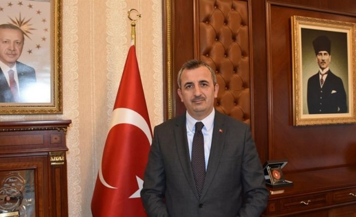 Vali Sezer’den ’29 Ekim’ mesajı: "Geçen 97 yılda dünyanın yükselen güçlü ülkeleri arasındayız"