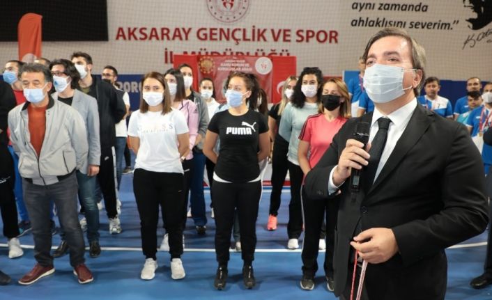 Valilik Kupası Şampiyonasında kupa ve madalyalar törenle verildi