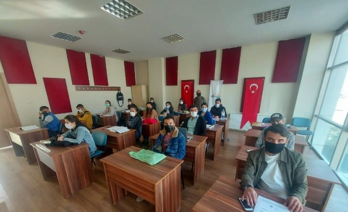 Van Büyükşehir Belediyesinden öğrencilere etüt hizmeti